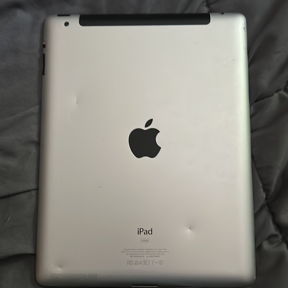 2011 IPad - Picture 2 of 2